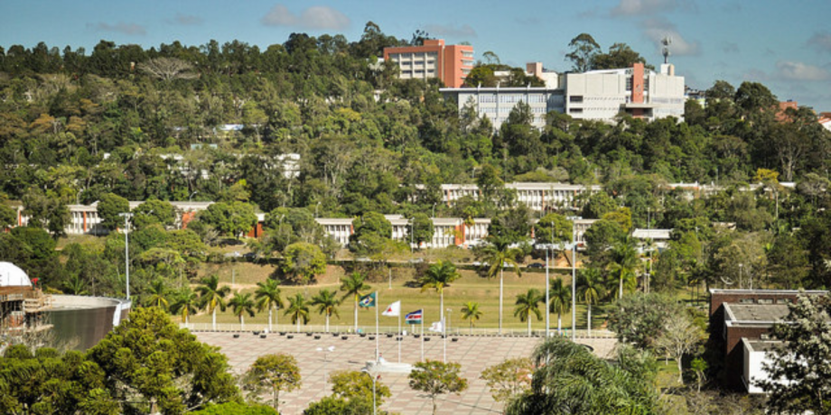 Academic Buildings & Civic Square (Photo: Caique Cahon/UFJF) Academic Buildings & Civic Square (Photo: Caique Cahon/UFJF)