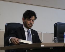 Mesa temática 5: Desenvolvimento insustentável: conflitos socioambientais e violações de direitos humanos - Participantes: Aline Vieira de Carvalho, Carlos Magno de Souza Paiva, Leonardo Barci Castriota, Louise Cardoso de Mello e Luana Cristina da Silva Campos (mediadora) - 13/12/2023