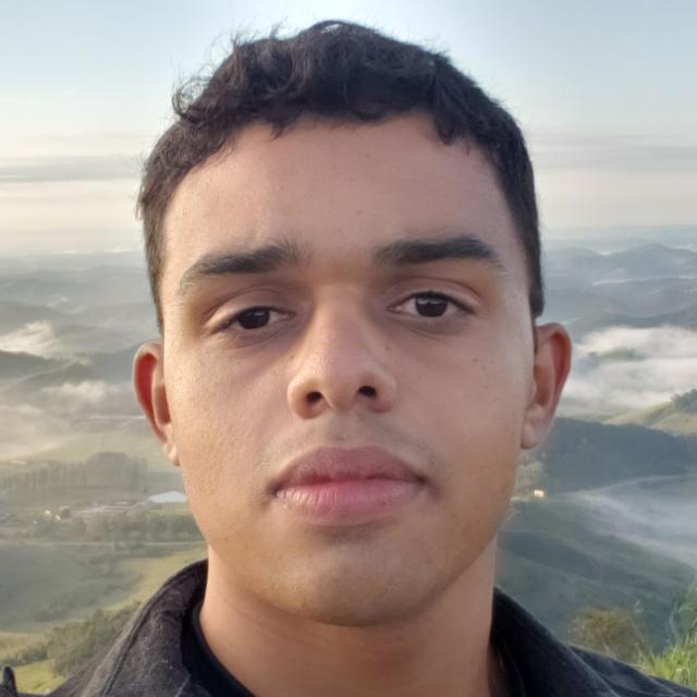 S&aacute;vio Machado Lima
