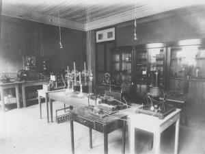 Primeiros Laboratórios EEJF - Ínicio 1920