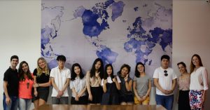 Os estudantes, provenientes da Coreia do Sul, Dinamarca e Japão, foram recepcionados em mais uma edição do Orientation Day (Foto: Diretoria de Relações Internacionais)