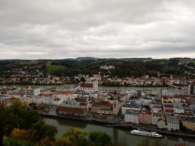 Passau é destino turístico dos passeios de barcos pelo Danúbio,o segundo maior rio da Europa (foto: Warley Almeida)