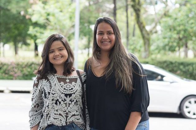 Isabela dos Santos e Ana Paula Lima vieram de Descoberto (Foto: Iago de Medeiros)