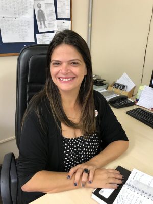 A primeira entrevistada da série é a professora da Faculdade de Serviço Social, Viviane de Souza Pereira (Foto: Arquivo pessoal)
