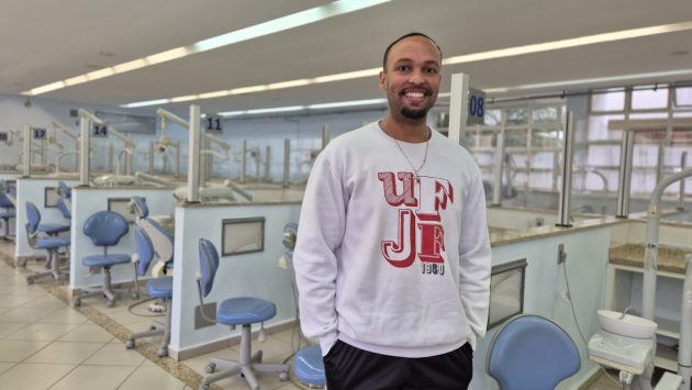 Júlio César Valverde - aluno Fac Odontologia UFJF - outubro 2025 - Foto Raul Mourao UFJF (1)