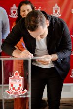 Professor Talison Vardiero, lotado na Faculdade de Comunicação (Facom) (Foto: Carolina de Paula/UFJF)