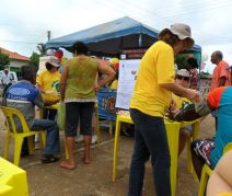 Ação de prevenção à hipertensão realizada pelos rondonistas em Regeneração, Piauí (Foto: arquivo/UFJF)