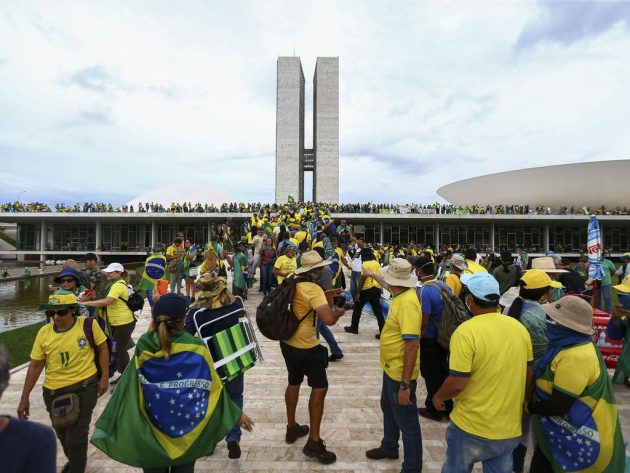 “Brasil é uma indústria de produção de extremismo de direita”
