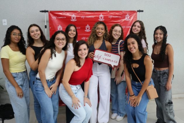 UFJF-GV recebe calouros de Farmácia, Medicina e Nutrição