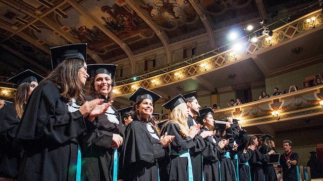 Formandos da área da Saúde colam grau em fevereiro