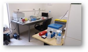 Equipamento do laboratório de patologia clínica da Clínica Veterinária de Ensino da UFJF