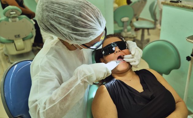Projeto atende pacientes com lesões na boca e auxilia no diagnóstico de câncer
