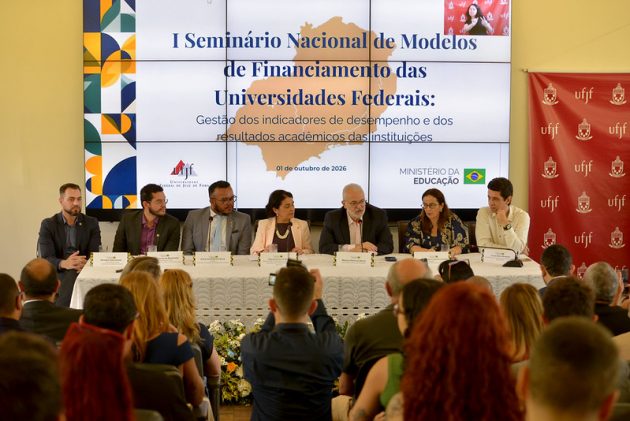 UFJF sedia seminário sobre financiamento das universidades