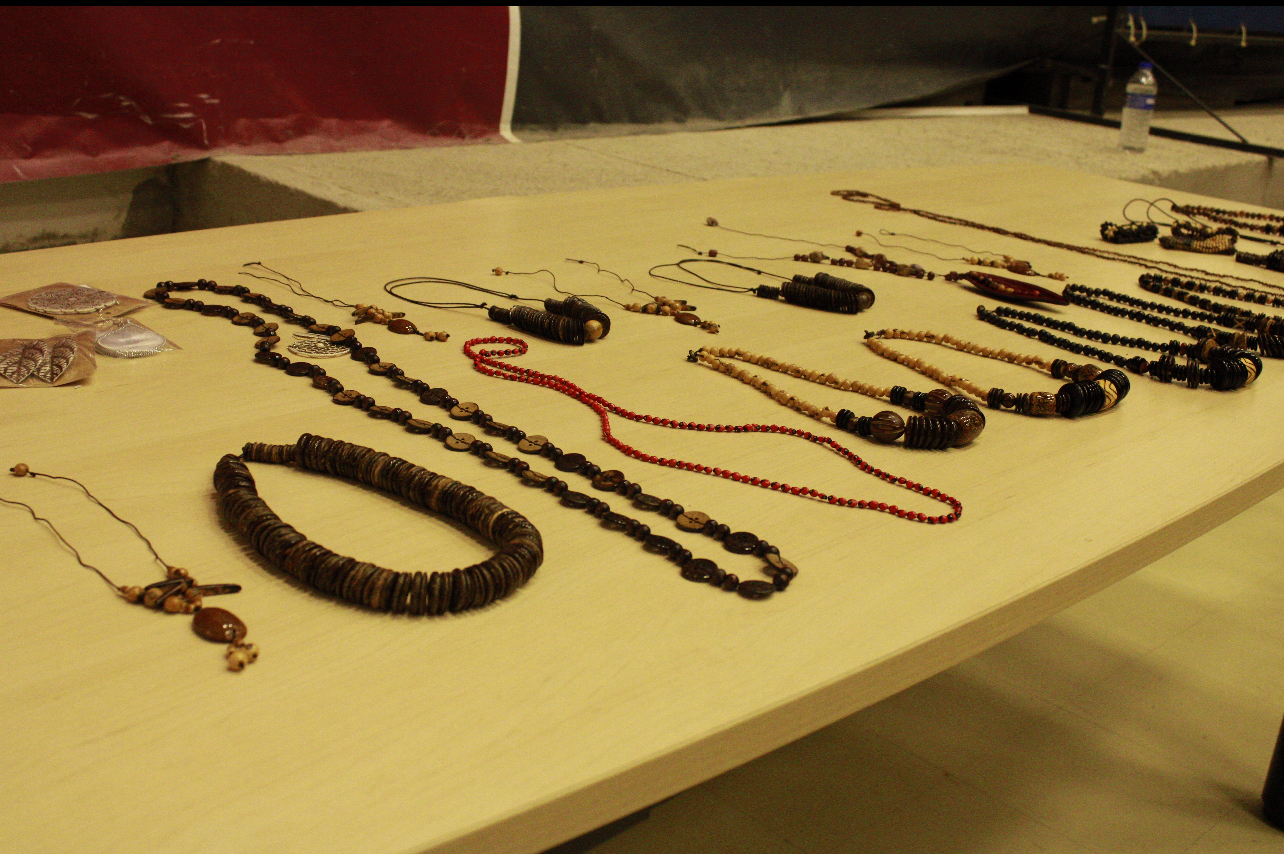 Saberes ancestrais ocupam a Facom em palestra do evento “Negritude em Foco”