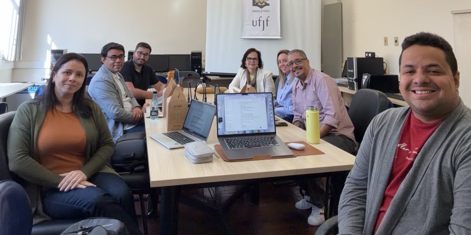 Faculdade de Letras da UFJF recebe encontro da Coordenação Nacional do Profletras