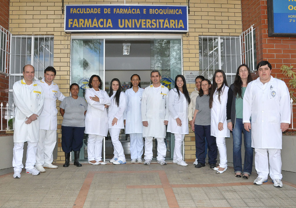 Farmácia Universitária no enfrentamento à COVID-19 - Faculdade de Farmácia