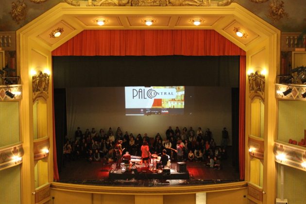 “Vontade de Querer” une música neoclássica com experiência imersiva no Palco Central