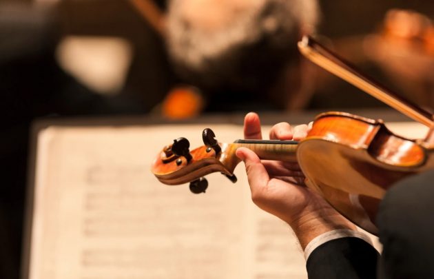 Academia de Música tem vagas para violino, violoncelo e trompete