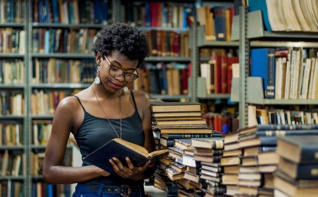 Editora UFJF lança seis novos livros sob o Selo Estudos de Religião