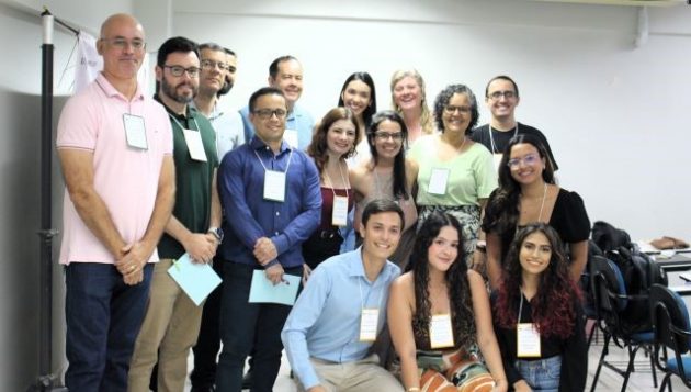 1ª Semana de Farmácia reúne mais de 100 participantes em GV