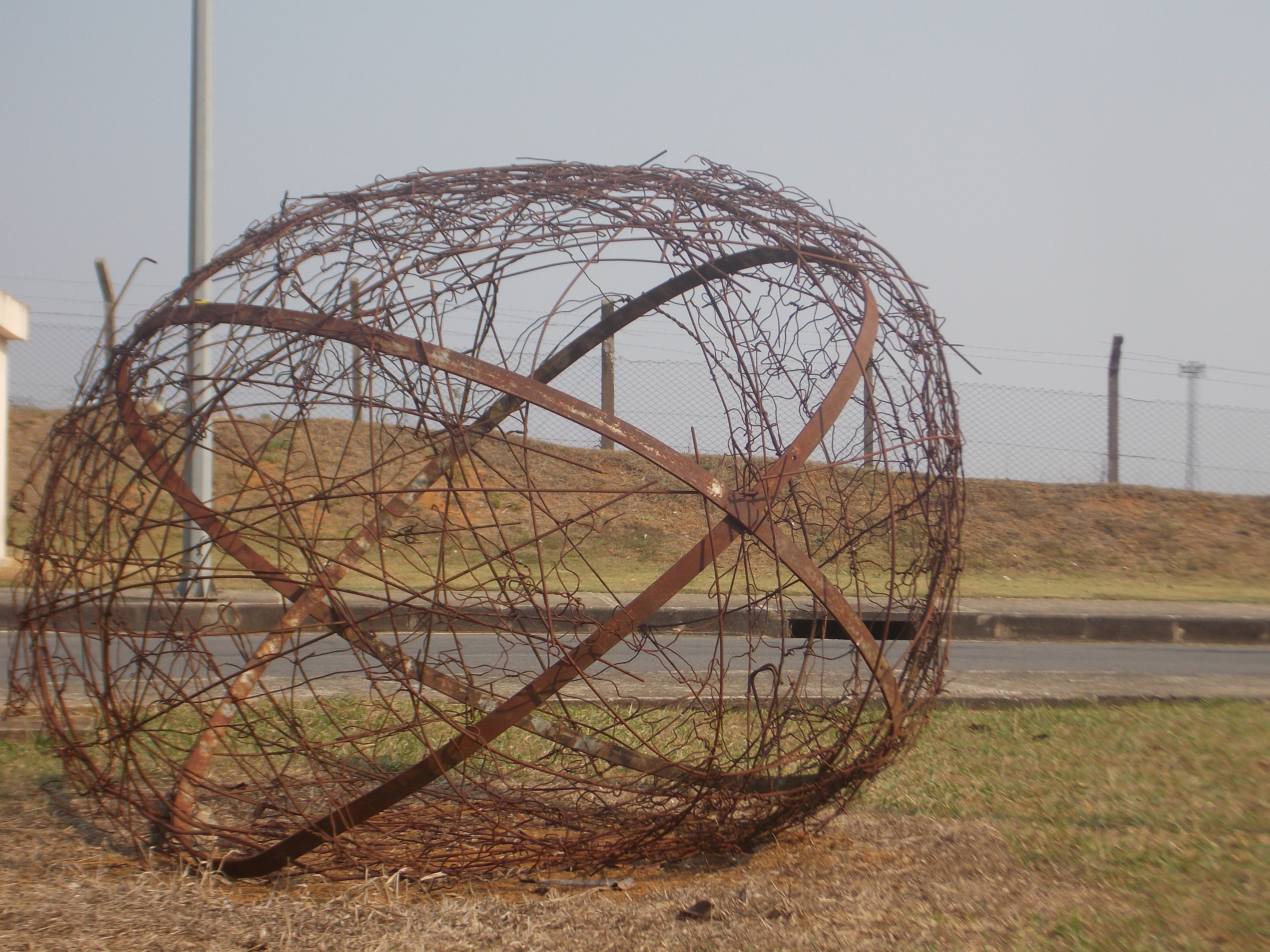 Edital de Monitoria – Poéticas Centradas no Corpo e Introdução à Educação Somática e Dança