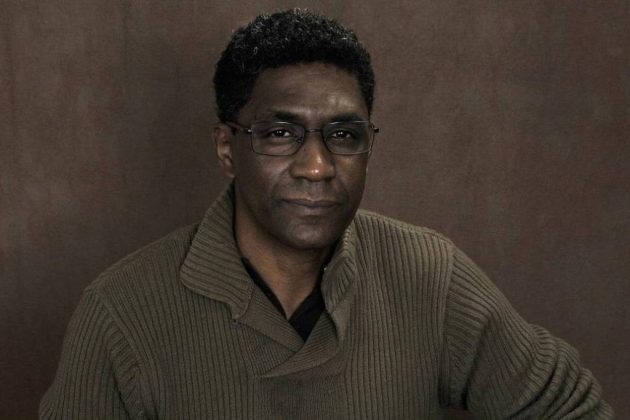 “Um dos poetas mais impressionantes do mundo” é da UFJF e será professor emérito