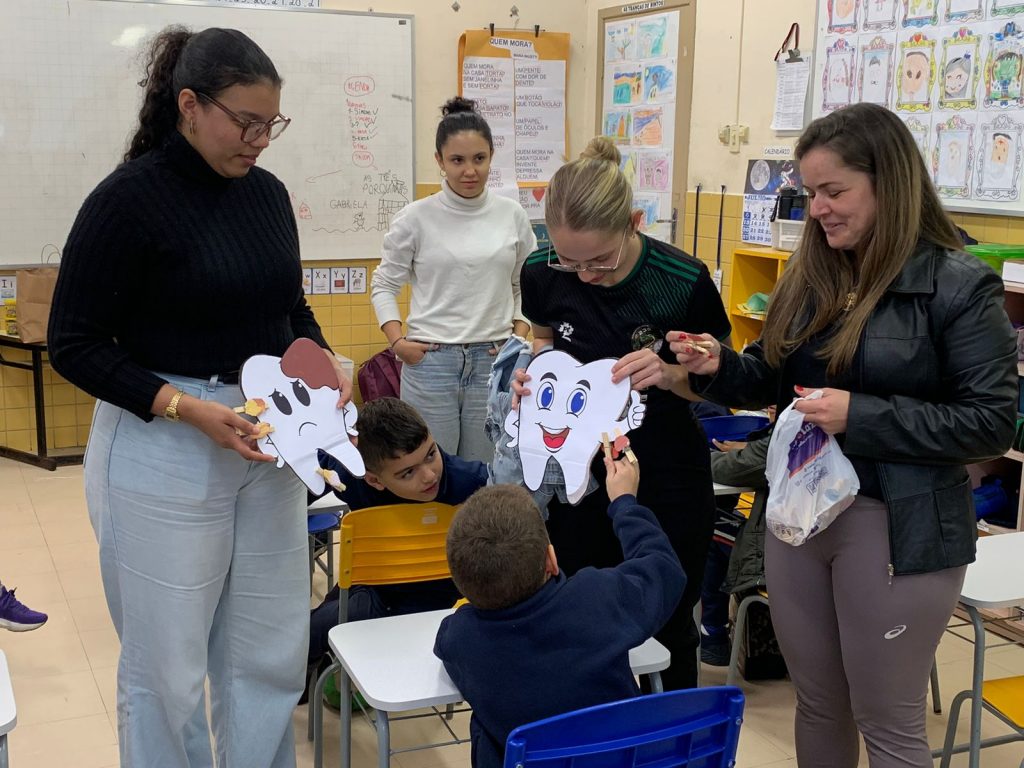 Sorrindo para o Futuro: projeto busca retomar higiene bucal nas escolas