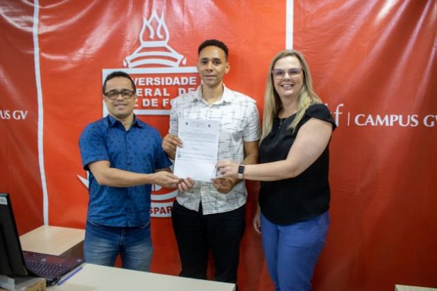 UFJF-GV dá boas-vindas a dois novos servidores