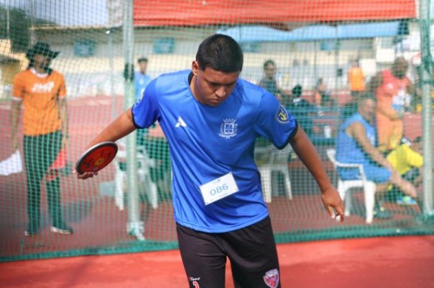 Estudante de Educação Física da UFJF-GV conquista pódio em competição paradesportiva