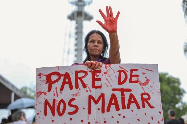 Evento mobiliza comunidade em defesa das mulheres e contra o feminicídio