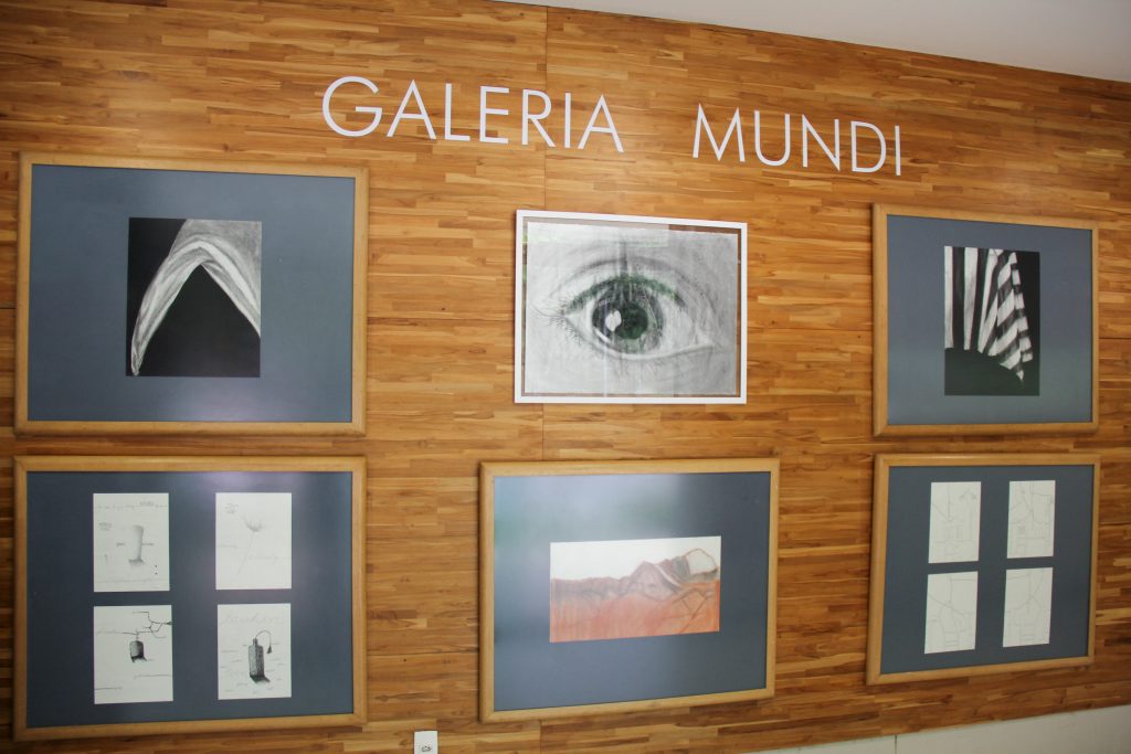 Obras da artista Luiza Dias na Galeria Mundi