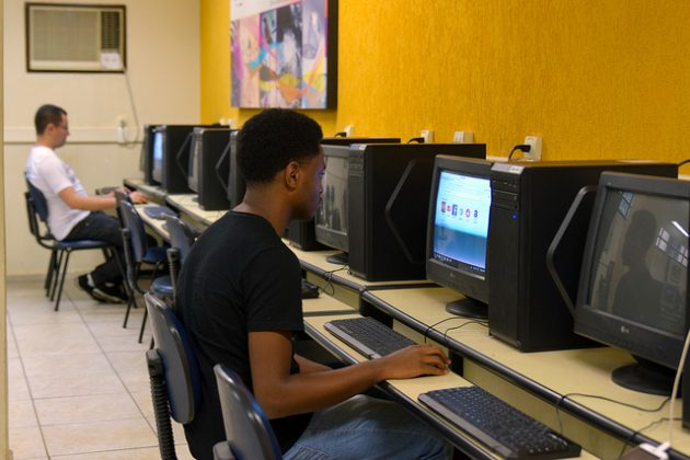 Comunidade acadêmica pode responder a questionário sobre saúde mental