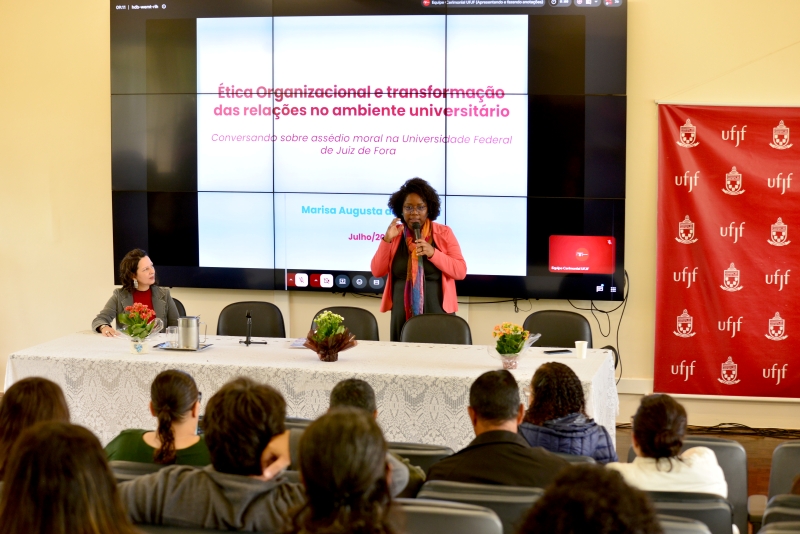 Ética e prevenção ao assédio orientam debate sobre relações de trabalho na UFJF