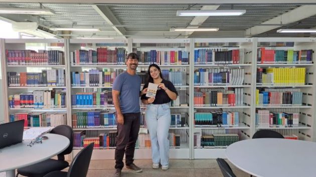 Biblioteca da UFJF-GV lança a campanha “Troque sua multa por boas histórias!”